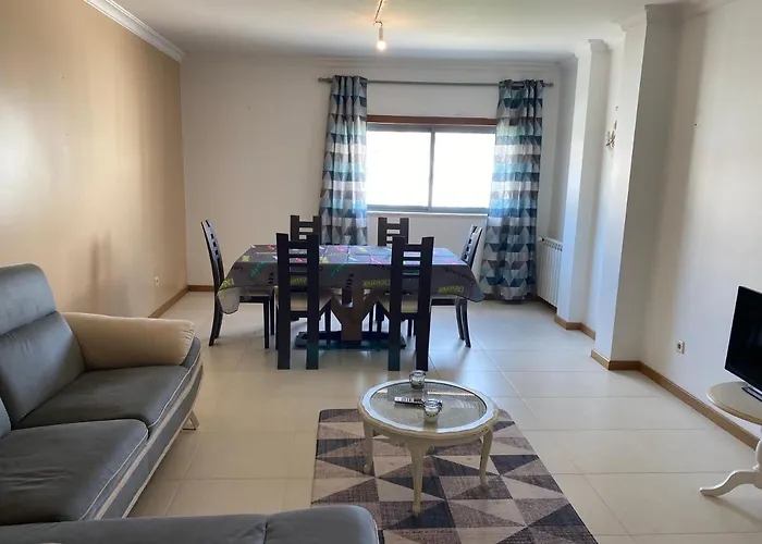 Superbe Proche De La